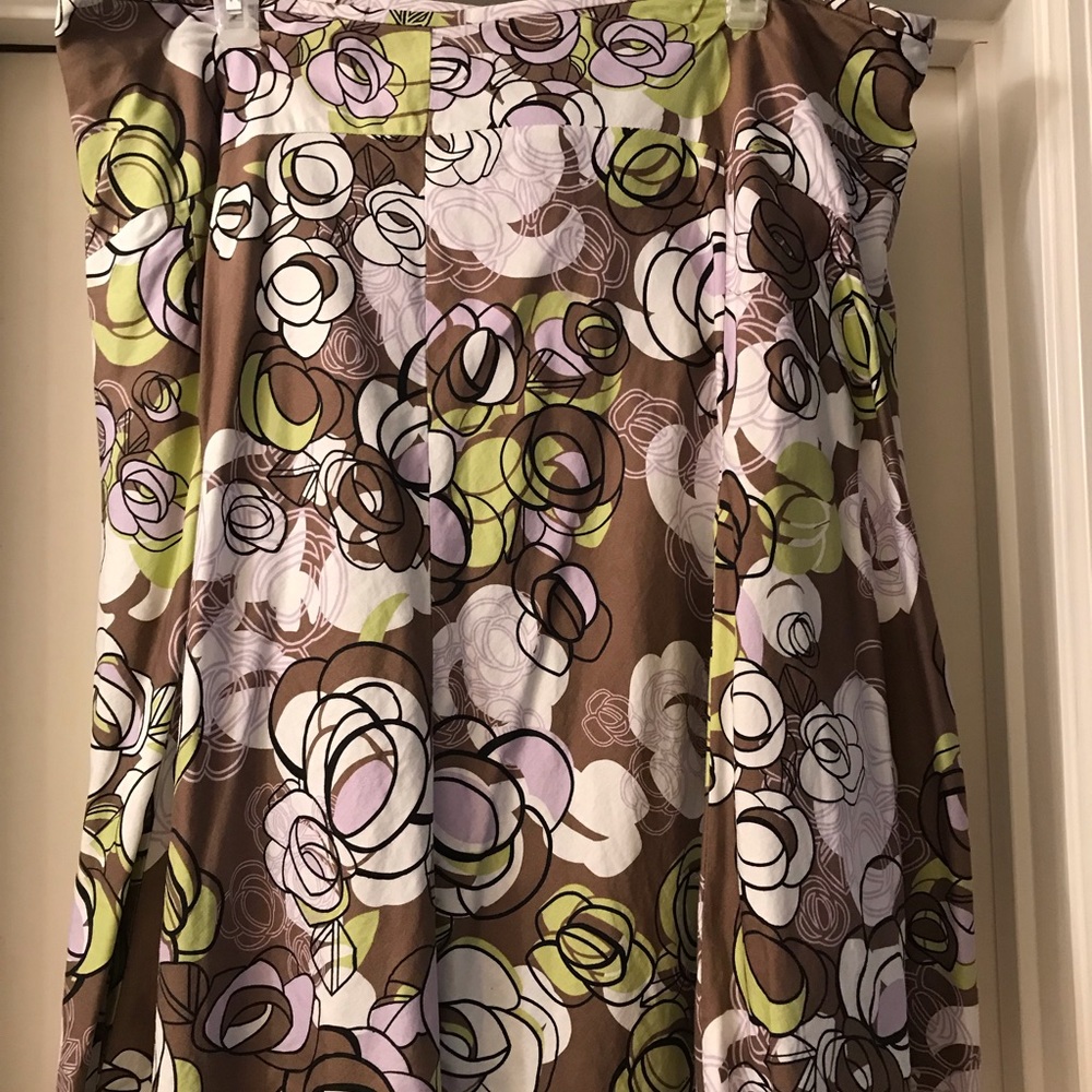 George Knee-Length Skirt Size 16